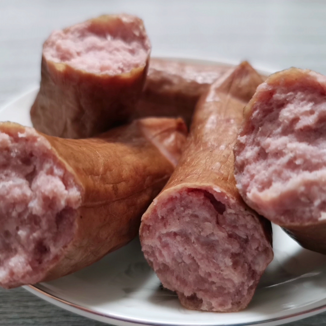 纯瘦肉正宗哈尔滨红肠烤肠即食小包装无香精无色素香肠儿童肠纯肉