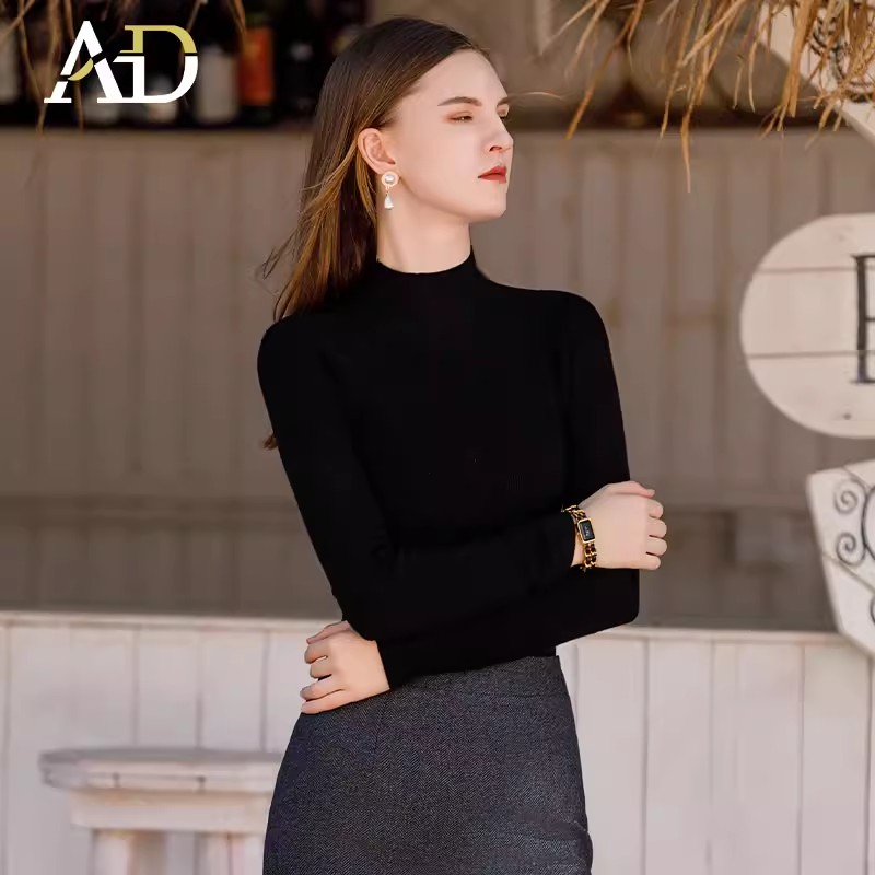 AD秋冬新款内搭打底衫女士修身显瘦长袖针织简约纯黑色半高领毛衣