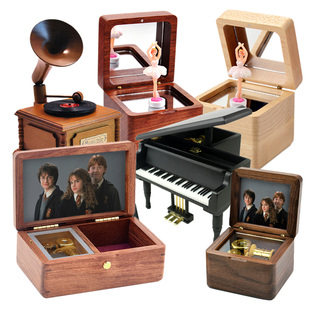 日本sankyo机芯哈利波特音乐盒镀金发条八音盒七夕情人节生日礼物