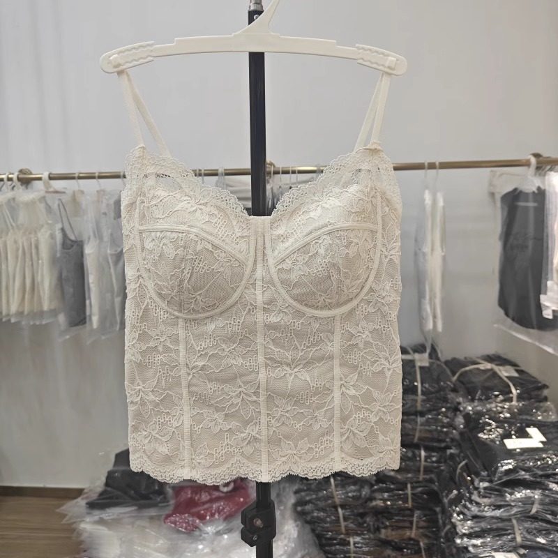 秋冬款磨毛蕾丝吊带背心女时尚固定一体胸垫内搭外穿修身打底上衣