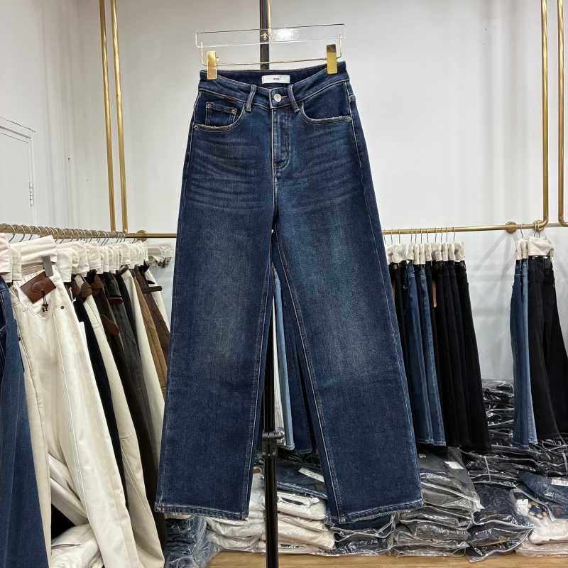 艾拿2025冬87606植绒高腰宽松直筒牛仔裤女小个子十分显瘦阔腿裤