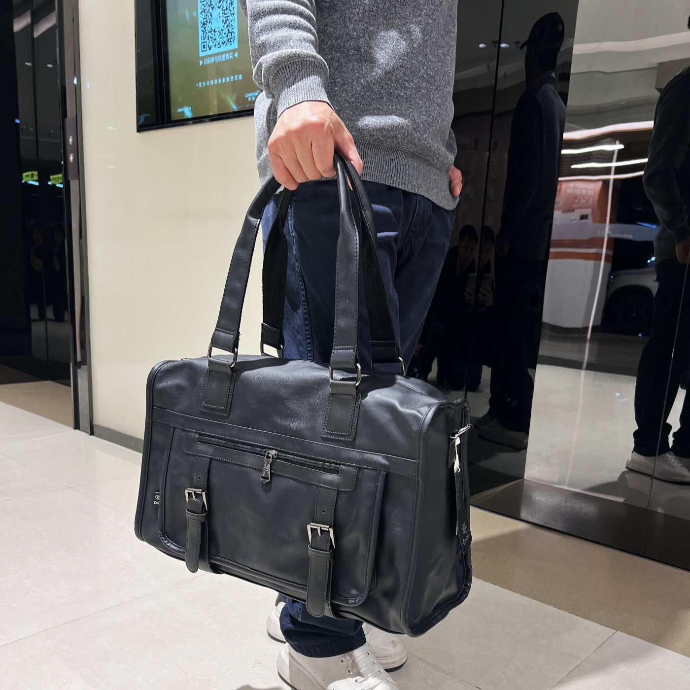 2026新品男士手提包单肩斜挎男包