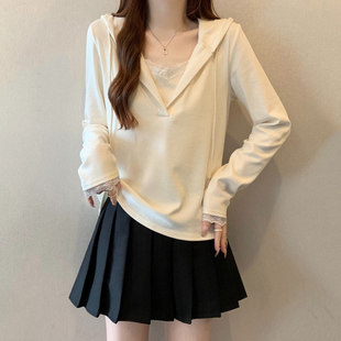 蕾丝拼接连帽长袖T恤女2026春季通勤风亲肤透气宽松上衣