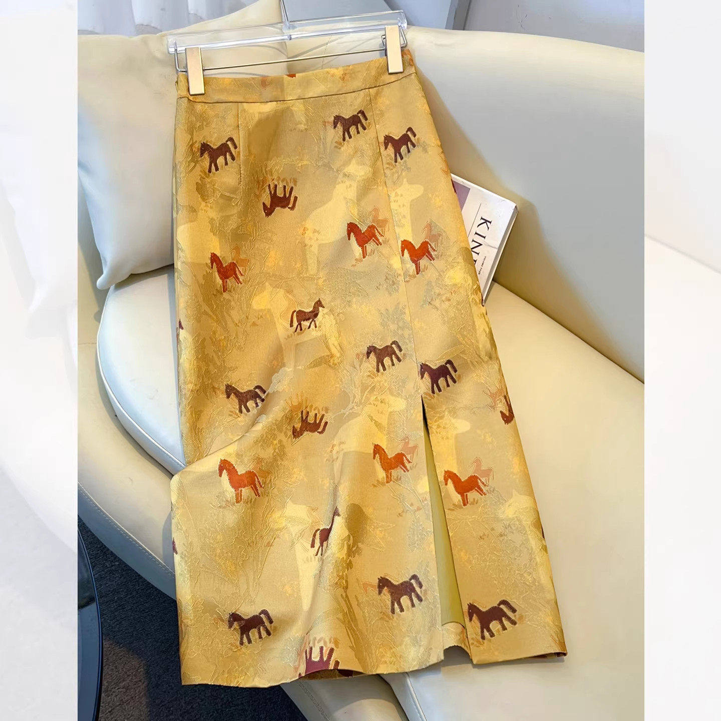 新中式开叉半身裙女春季2026新款粉色国风印花包臀裙a字直筒裙子