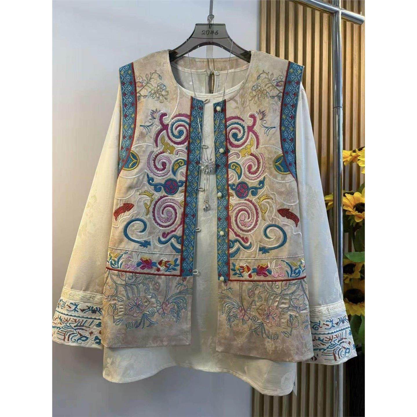 2026冬季新款大码女装流行新中式国风马甲高级轻奢内搭上衣两件套,女装/女士精品,常规大码外套,淘宝优惠券,粉丝福利购,淘宝优惠卷