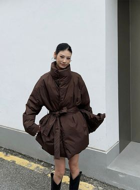 30斜挎2025面包服冬季鸭绒中长款简约立领羽绒服白85390收腰新款