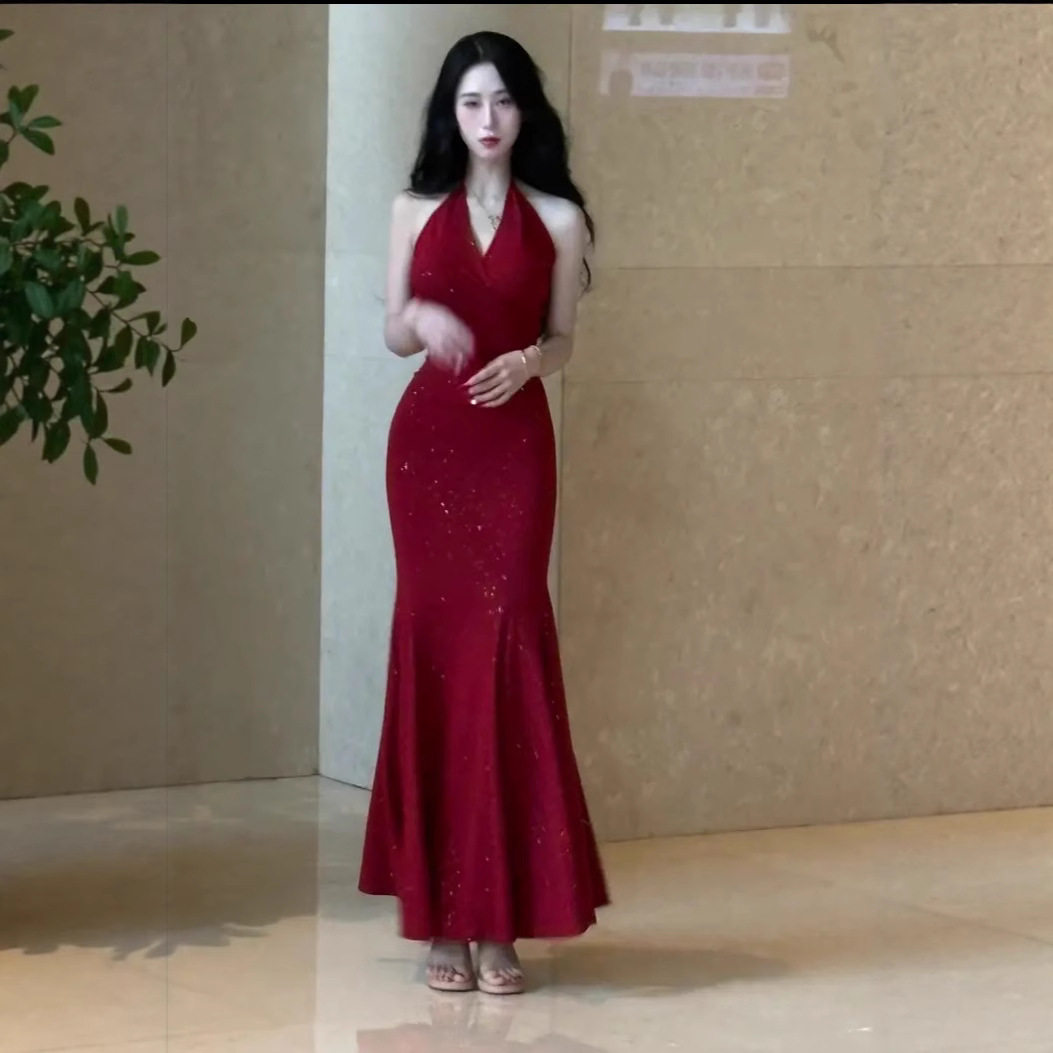 TZ6556夏季爆闪挂脖V领露背性感红色连衣裙女步步生莲收腰鱼尾裙