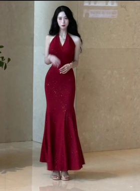 TZ6556夏季爆闪挂脖V领露背性感红色连衣裙女步步生莲收腰鱼尾裙