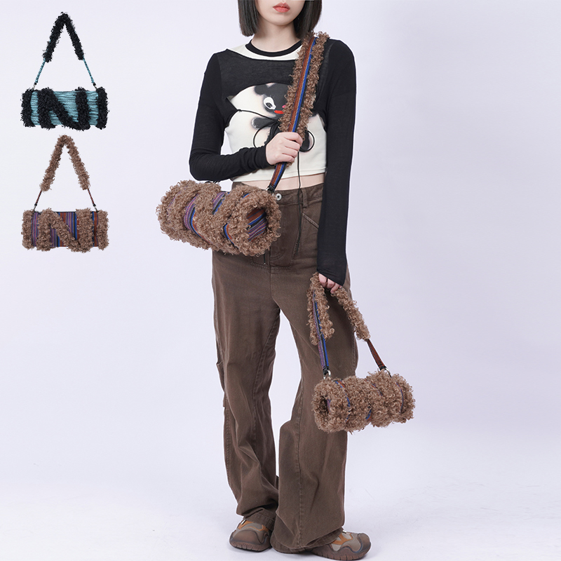 REBIRTH野生设定辣妹拼接撞色毛毛包圆筒腋下包单肩斜挎女士包袋