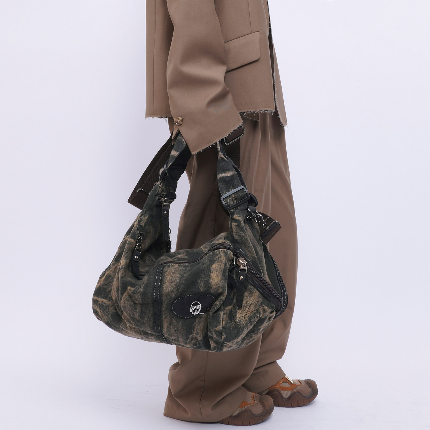 Rebirth野生设定2025秋冬复古牛仔单肩斜挎包重工拼接女士包袋,箱包皮具/热销女包/男包,时尚帆布包,淘宝优惠券,粉丝福利购,淘宝优惠卷