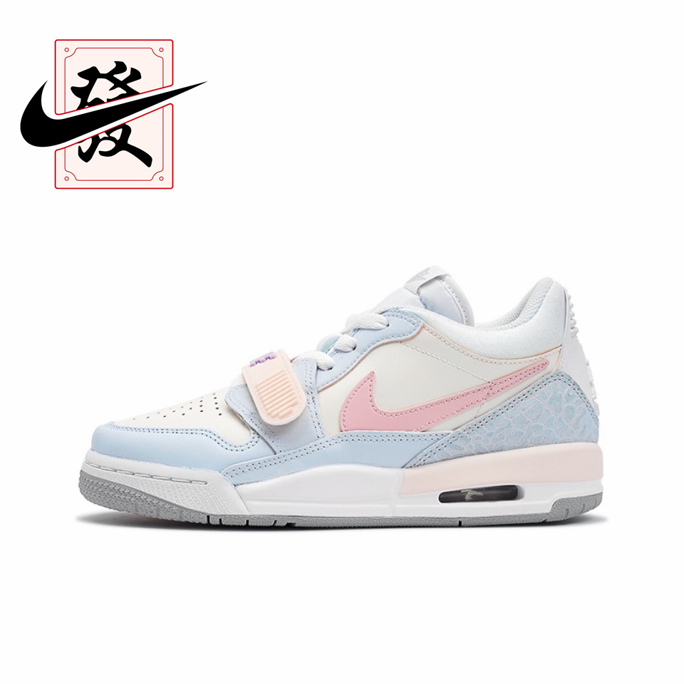 Nike雾粉少女女款低帮篮球鞋