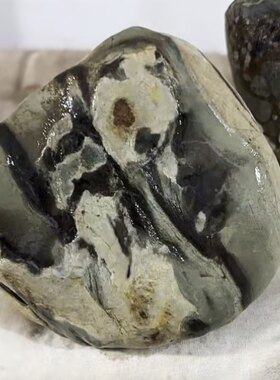 黄河奇石黄河石长江石日月人物风景风水文字石画面石手把件摆件