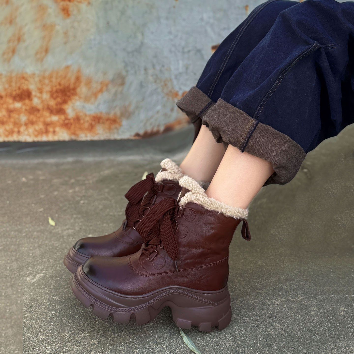 原创抓纹头层牛皮加绒保暖厚底靴