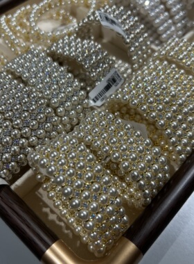 法式微镶甜美轻奢满钻多层珍珠宽手链精致气质时尚个性弹力绳手环