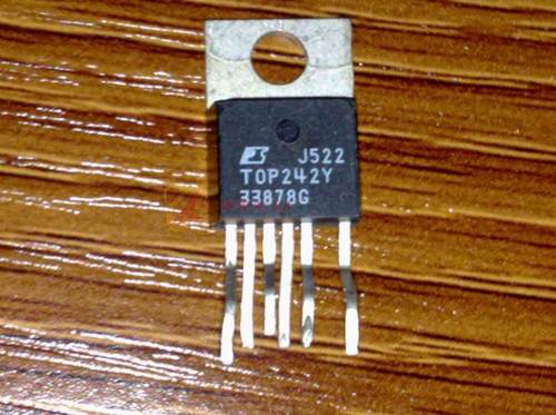 TOP242Y TOP242 直插三极管TO-220 进口拆机原字原脚 测好发货