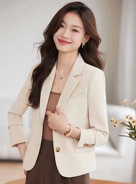 咖色短款西装外套女高级感小个子2026新款春秋休闲显高小西服上衣