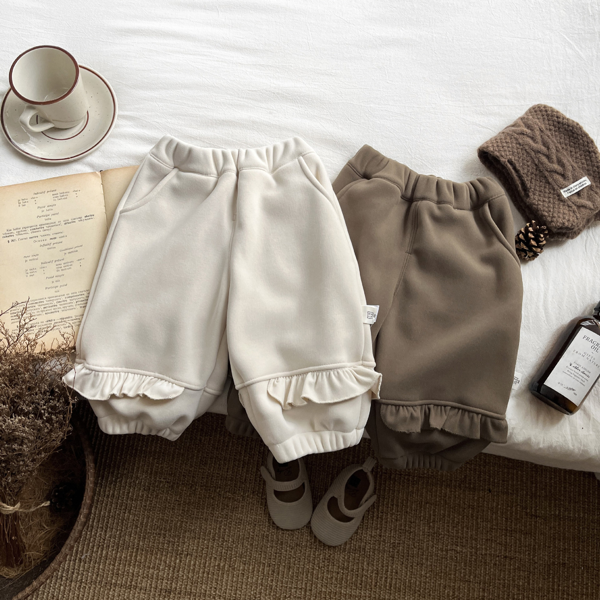 女童加绒裤子冬季儿童外穿一体绒长裤洋气花边卫裤宝宝保暖裤秋冬