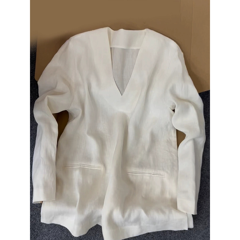 法式亚麻白色V领衬衫女2024秋冬新款高级感轻奢棉麻宽松上衣B8940