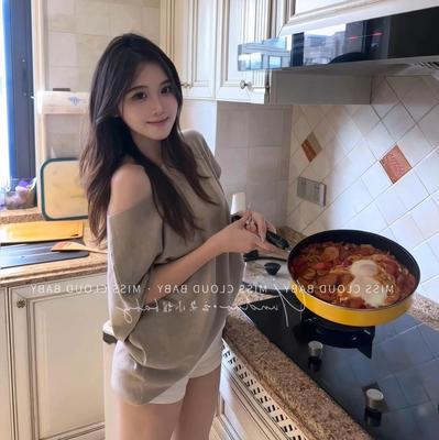 早春韩系慵懒风斜肩蝙蝠袖短袖T恤纯欲宽松显瘦休闲百搭套头上衣