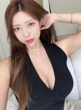 51STUDIO自制 QP591性感裹身V领显胸~女人味百搭显身材针织背心br