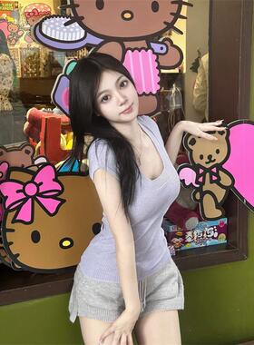 纯欲风性感辣妹打底衫小衫紫色U领设计感小众薄款短袖针织衫上衣