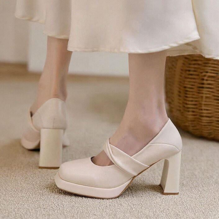 2025新款白色防水方头厚底粗跟高跟鞋玛丽珍鞋复古小众时尚单鞋女
