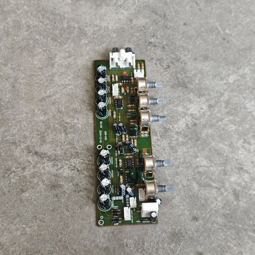 瑕疵灰尘2.1声道调音板成品3声道功放板低通前置放大板双12V供电