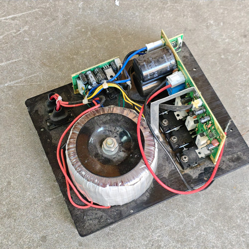 500W轻微破损无源低音炮功放板灰尘感染特价处理重低音功放220V