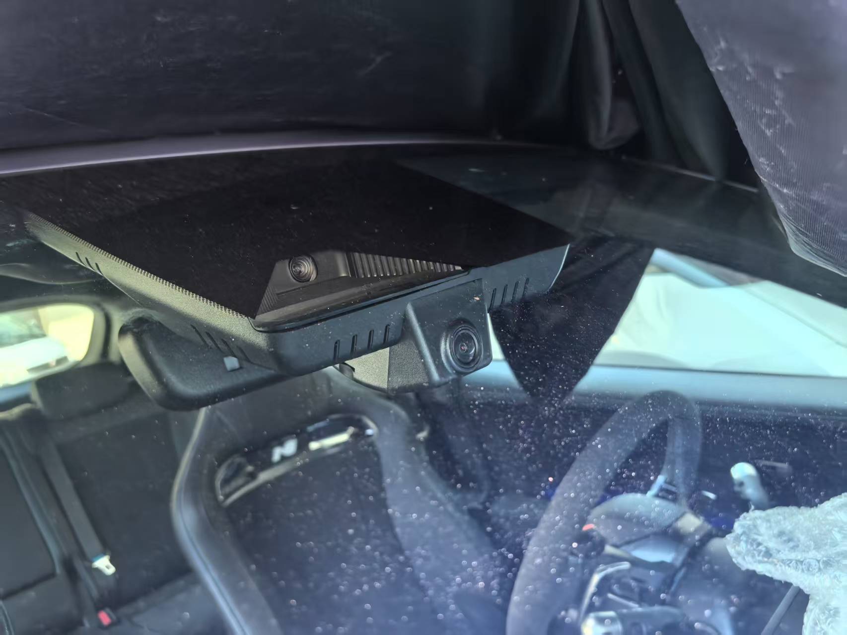 起亚EV6EV9现代艾尼氪行车记录仪