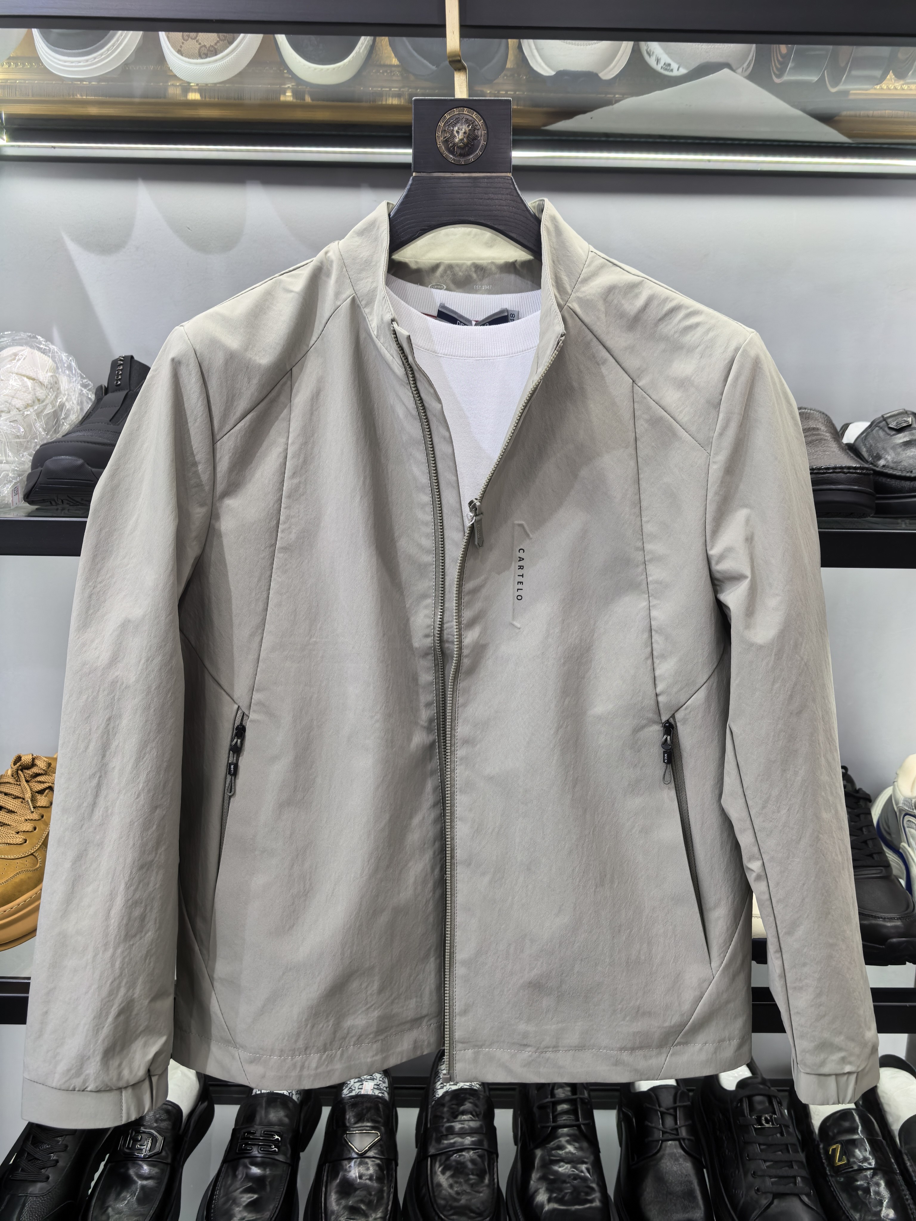 卡帝乐鳄鱼2026新款春装男士立领外套男休闲薄款夹克薄轻商务外套