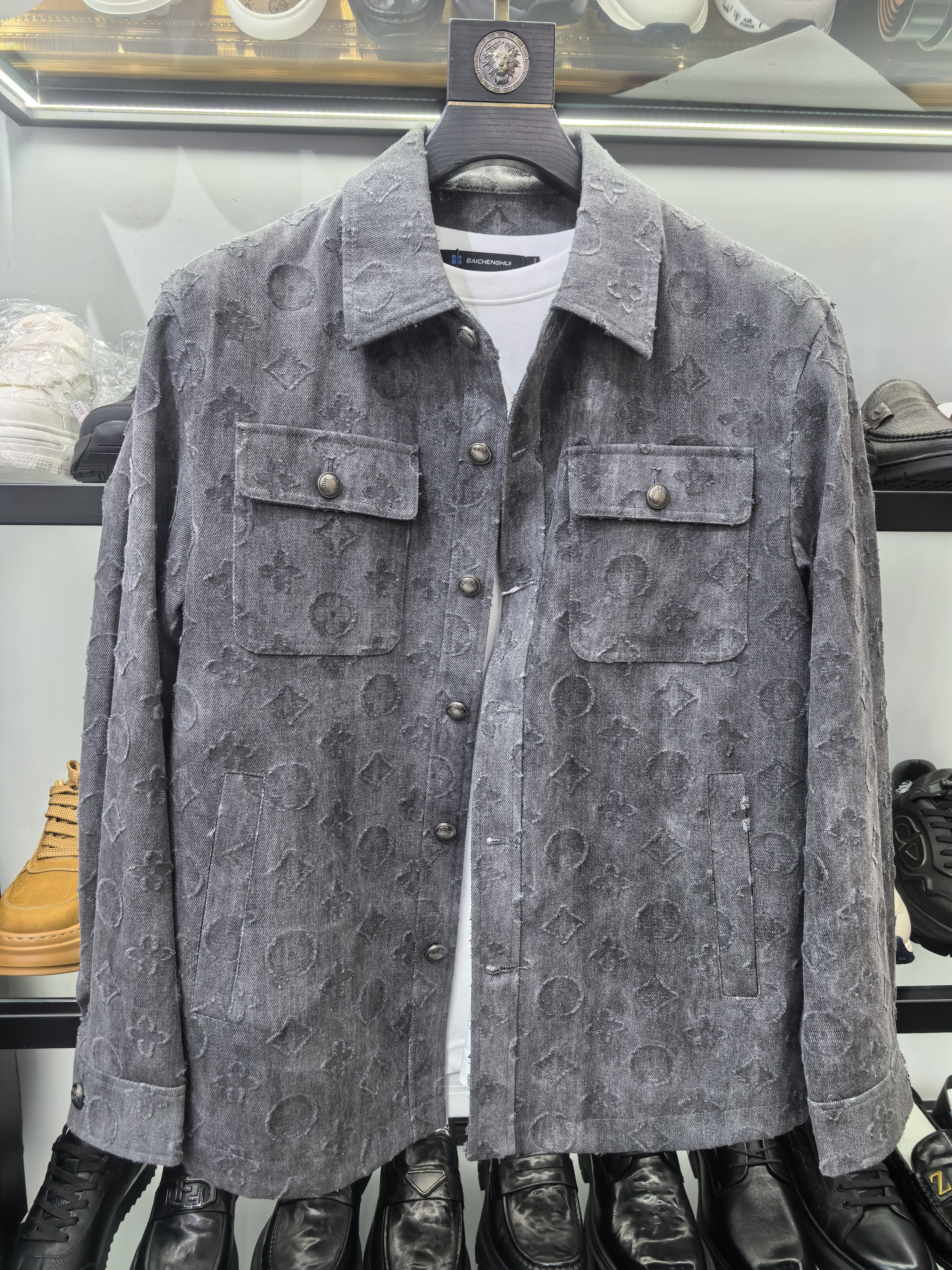 高端欧货男装2026新款春装男士翻领夹克薄款外套牛仔外套时尚男装