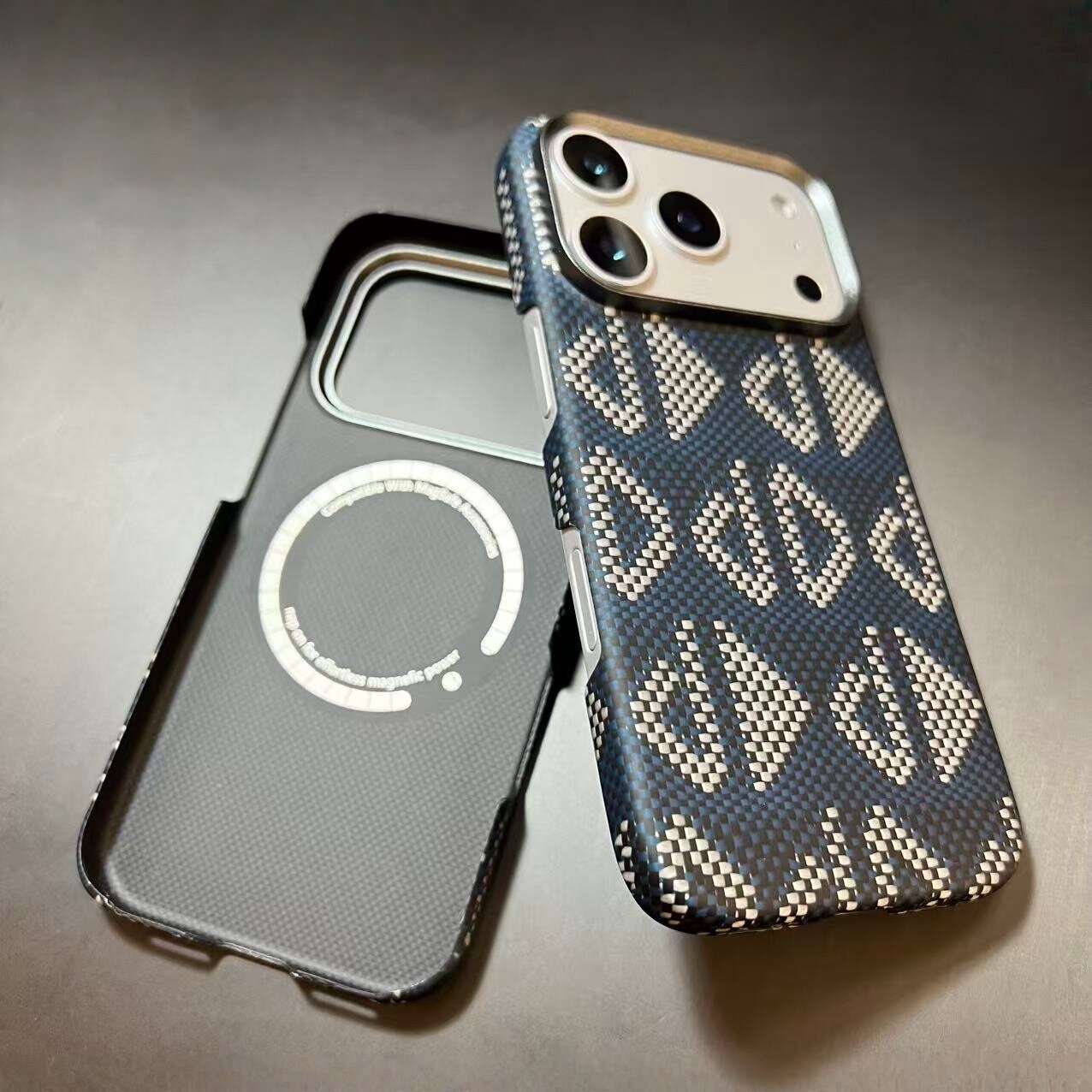 适用苹果iPhone17ProMax凯夫拉手机壳超薄17pro芳纶碳纤维磁吸magsafe保护套编织高级设计感几何图案外壳