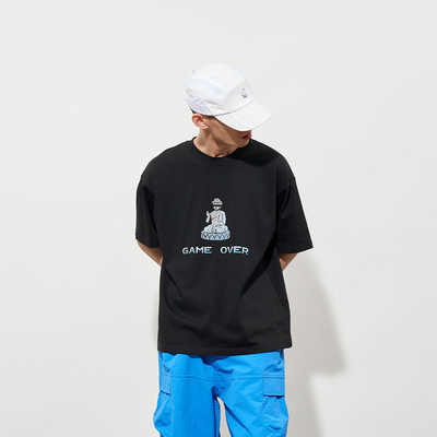 闷与狂FMACM “GAME OVER”电子佛像印花短袖T恤2025春夏圆领上衣