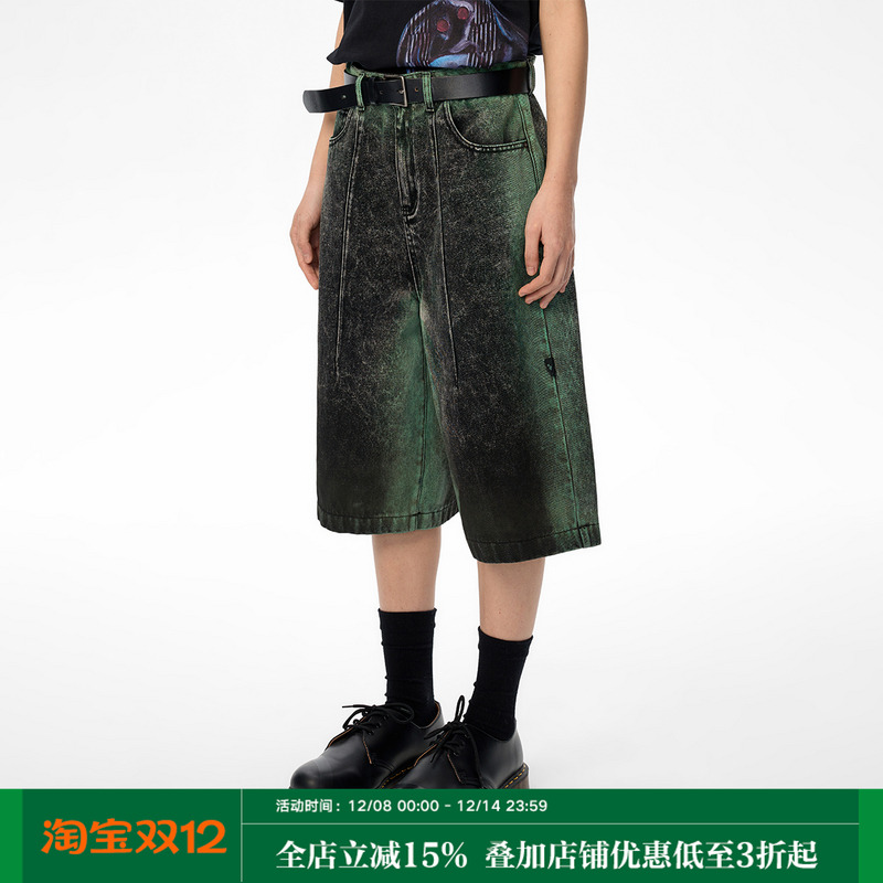 FMACM闷与狂 24SS 喷涂水洗做旧渐变刺绣宽松牛仔六分短裤