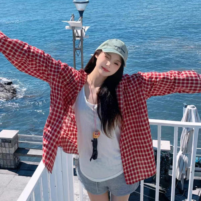 港式复古格子休闲防晒衬衫女夏季小个子氛围感百搭气质衬衣外套