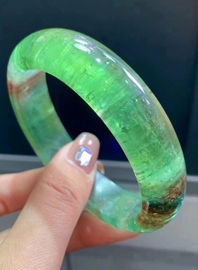 天然西瓜碧玺手镯绿西瓜碧玺手镯规格16x9mm圈口59.6mm
