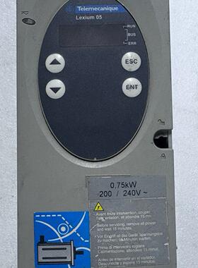 LXM05CD10M2 伺服驱动器 工控自动化配件 实物拍摄 议价议价维修