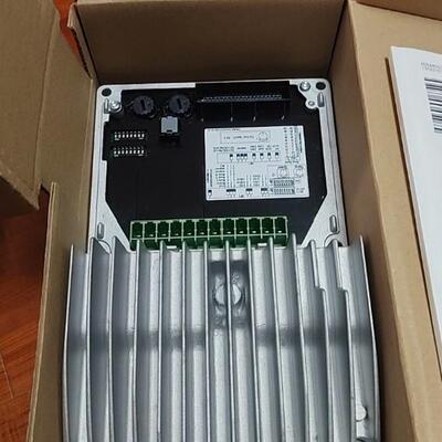 E84AVHCE7514VX0 工控驱动控制器 工业自动化控制配件议价维修