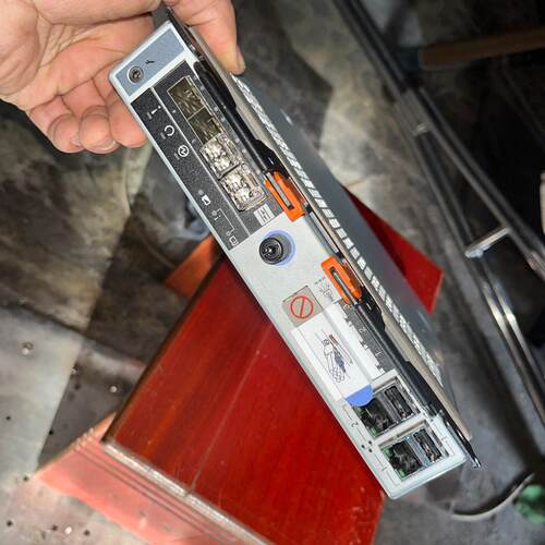00RY382 00AR108 控制器 IBM V3700存储议价维修