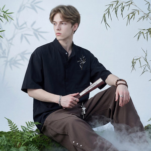 男夏季薄款透气皱感肌理竹叶刺绣潮立领衬衣OC7290-P35控65图片