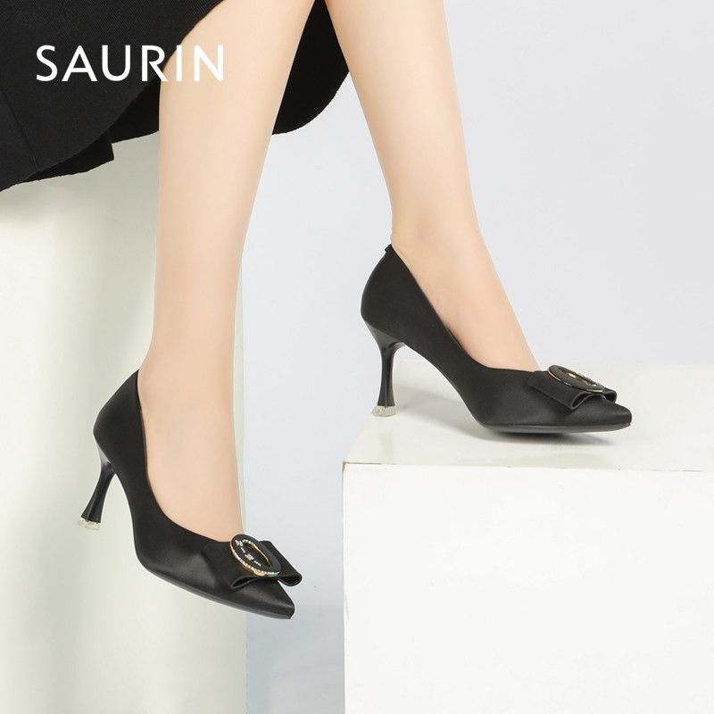 索兰高跟鞋2023春季新款时尚气质通勤尖头浅口细跟单鞋23at10112