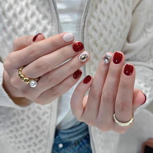 2025年新款 美甲贴片 纯手工穿戴甲新年高级感显白气质短款
