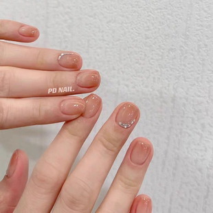 纯手工穿戴甲2025年裸色小钻显高级显白穿戴甲