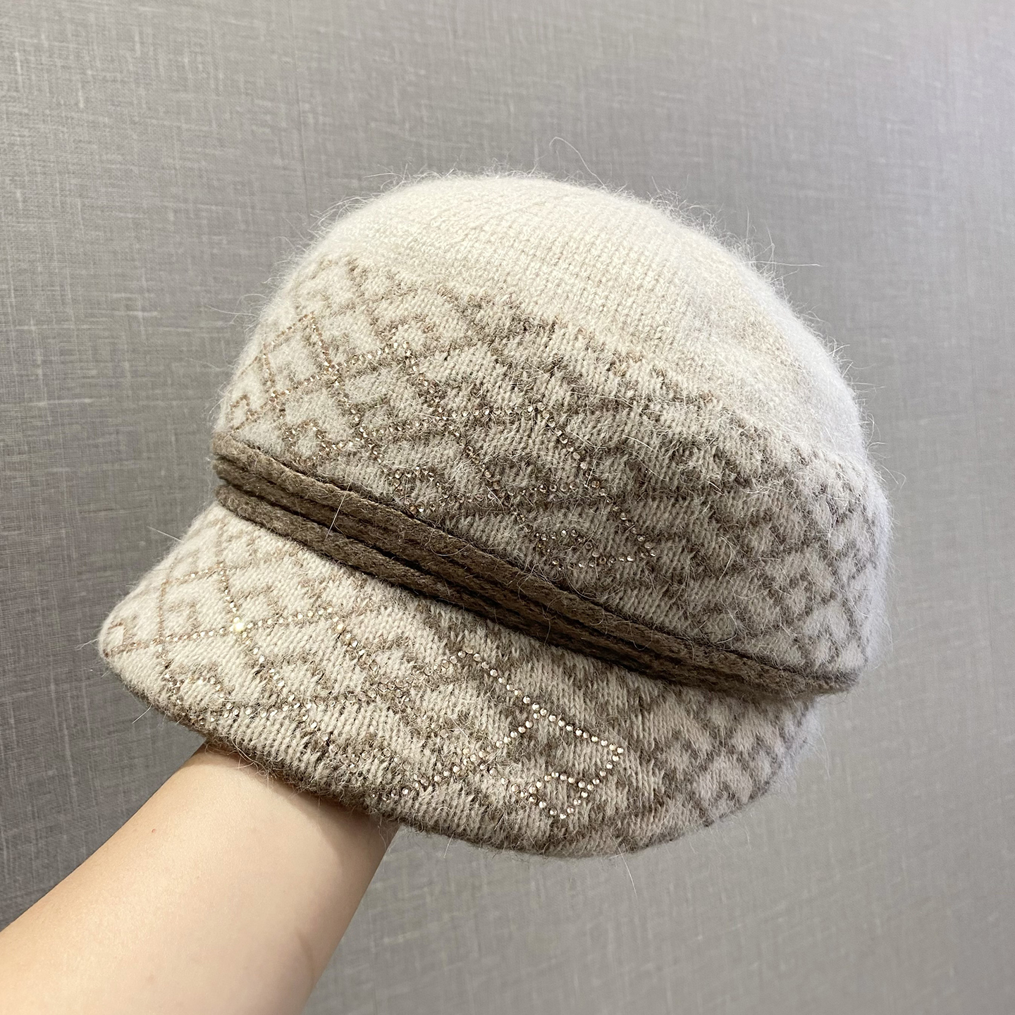 秋冬季中老年人帽子女士加绒保暖短檐贝雷帽妈妈针织毛线帽套头帽