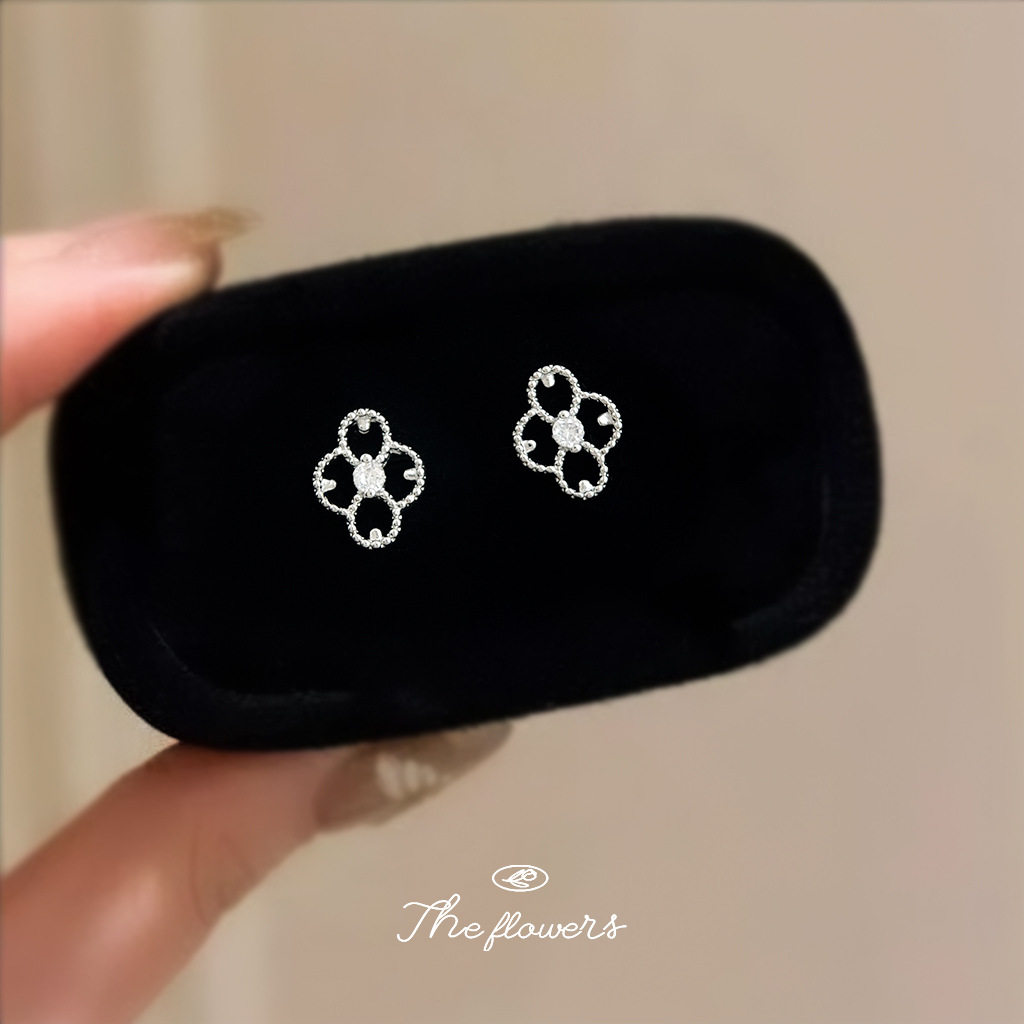 时尚通勤简约小巧9银针微镶锆石轻奢风镂空花朵耳饰 耳钉女,饰品/流行首饰/时尚饰品新,耳环,淘宝优惠券,粉丝福利购,淘宝优惠卷