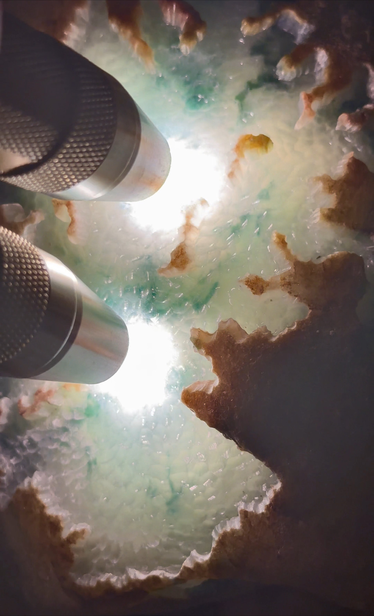 瑜瑾缅甸天然翡翠原石玉石毛料 老木那 高冰种飘花 手镯料 T235