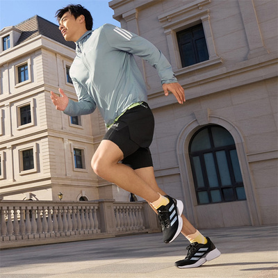 Adidas/阿迪达斯正品男女同款领航系列超轻舒适跑步运动鞋IH0440