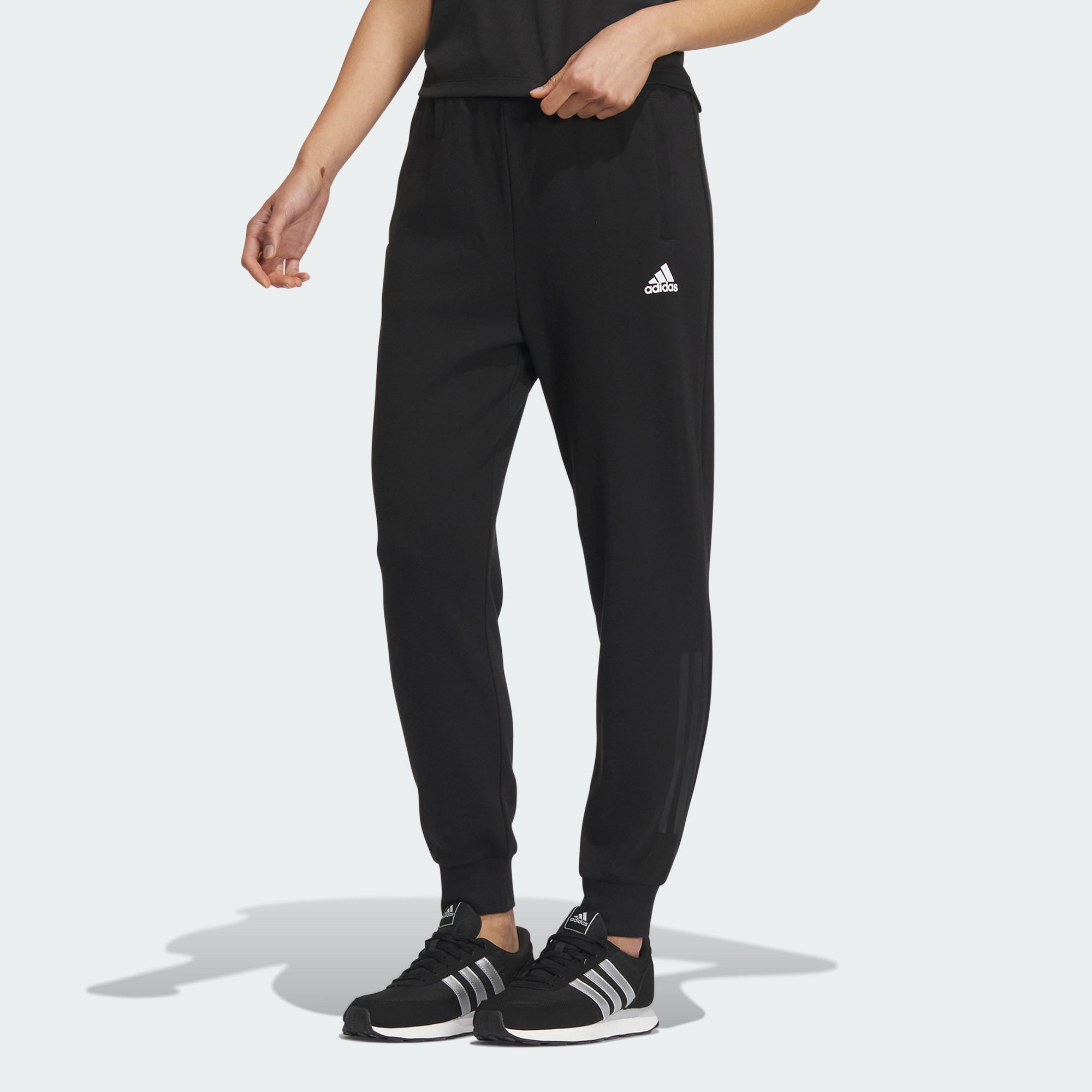 Adidas/阿迪达斯长裤女子夏季新款舒适耐磨运动休闲九分裤IS4941 - 实物图