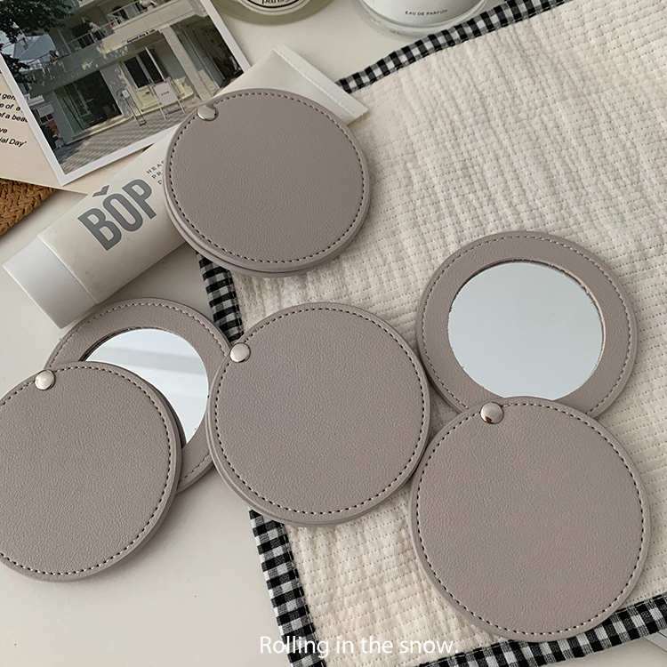 小巧便携化妆镜随身补妆镜pu皮质简约迷你手持圆形美容镜子ins风