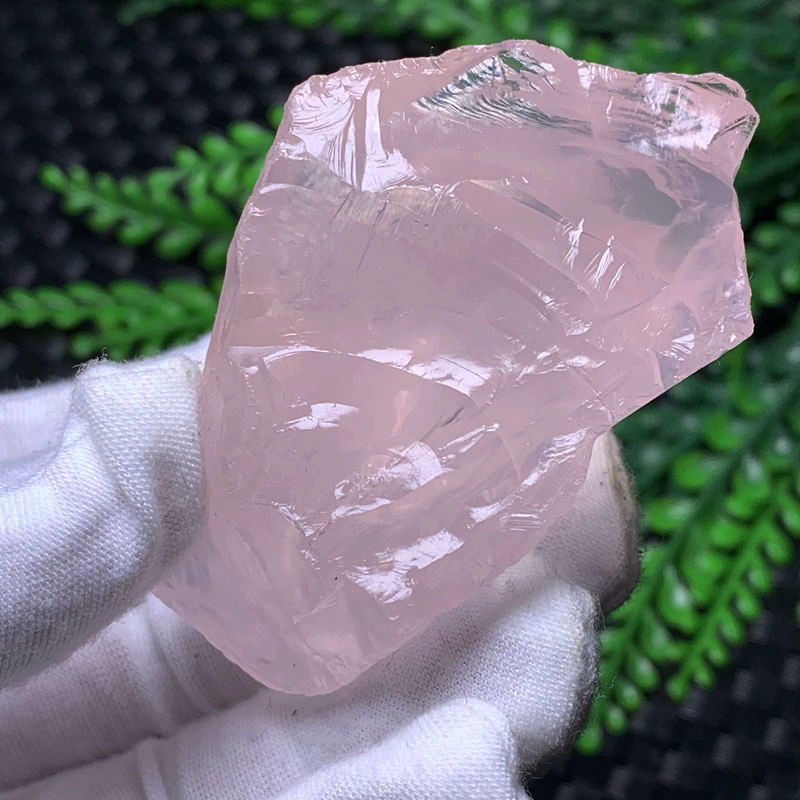 天然冰种粉晶原石印度粉阿赛斯特莱水晶摆件手握石芙蓉石毛料F398